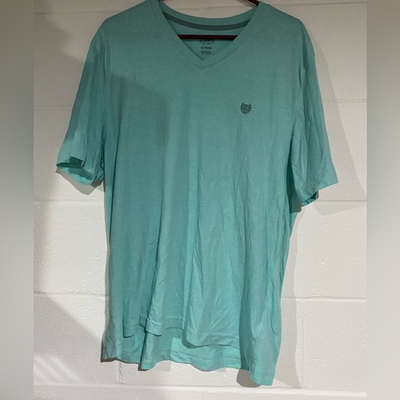 Chaps Other - Chaps X-Large vneck shirt